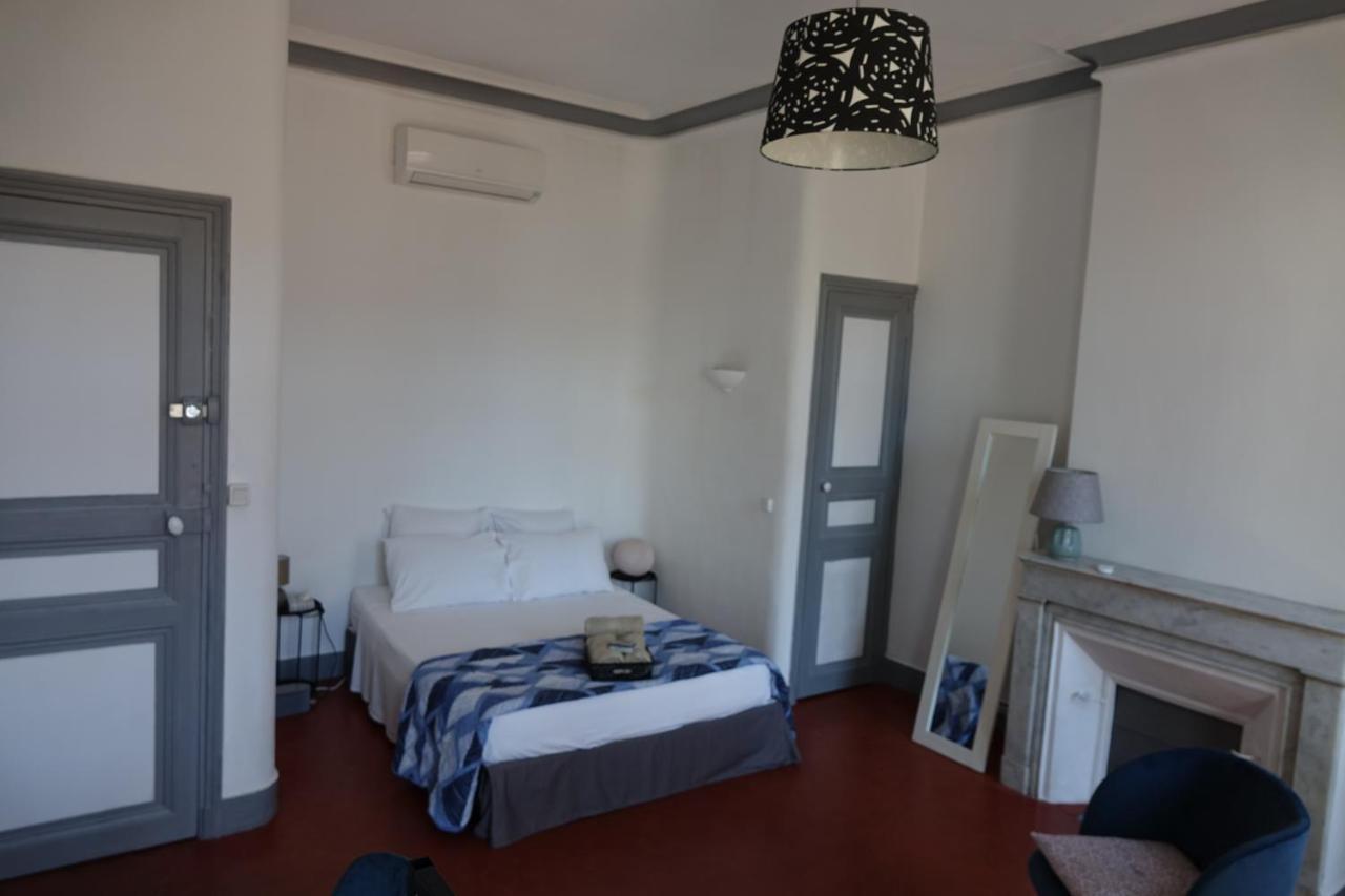 Quartier Des Createurs "La Plaine Cours Julien" Chambre Privee Dans Appartement Menage Frequent Des Parties Commune Marsilia Exterior foto