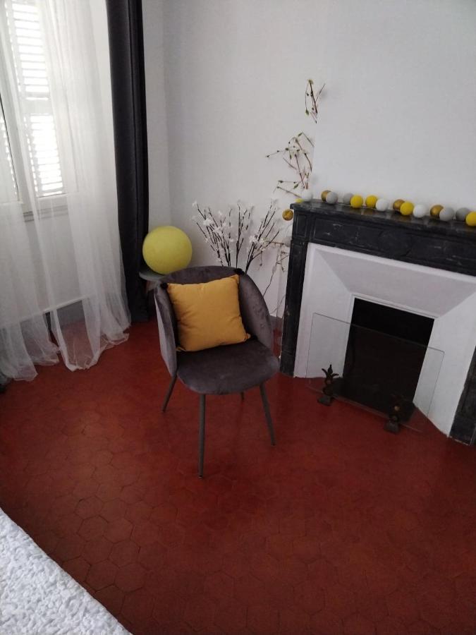 Quartier Des Createurs "La Plaine Cours Julien" Chambre Privee Dans Appartement Menage Frequent Des Parties Commune Marsilia Exterior foto