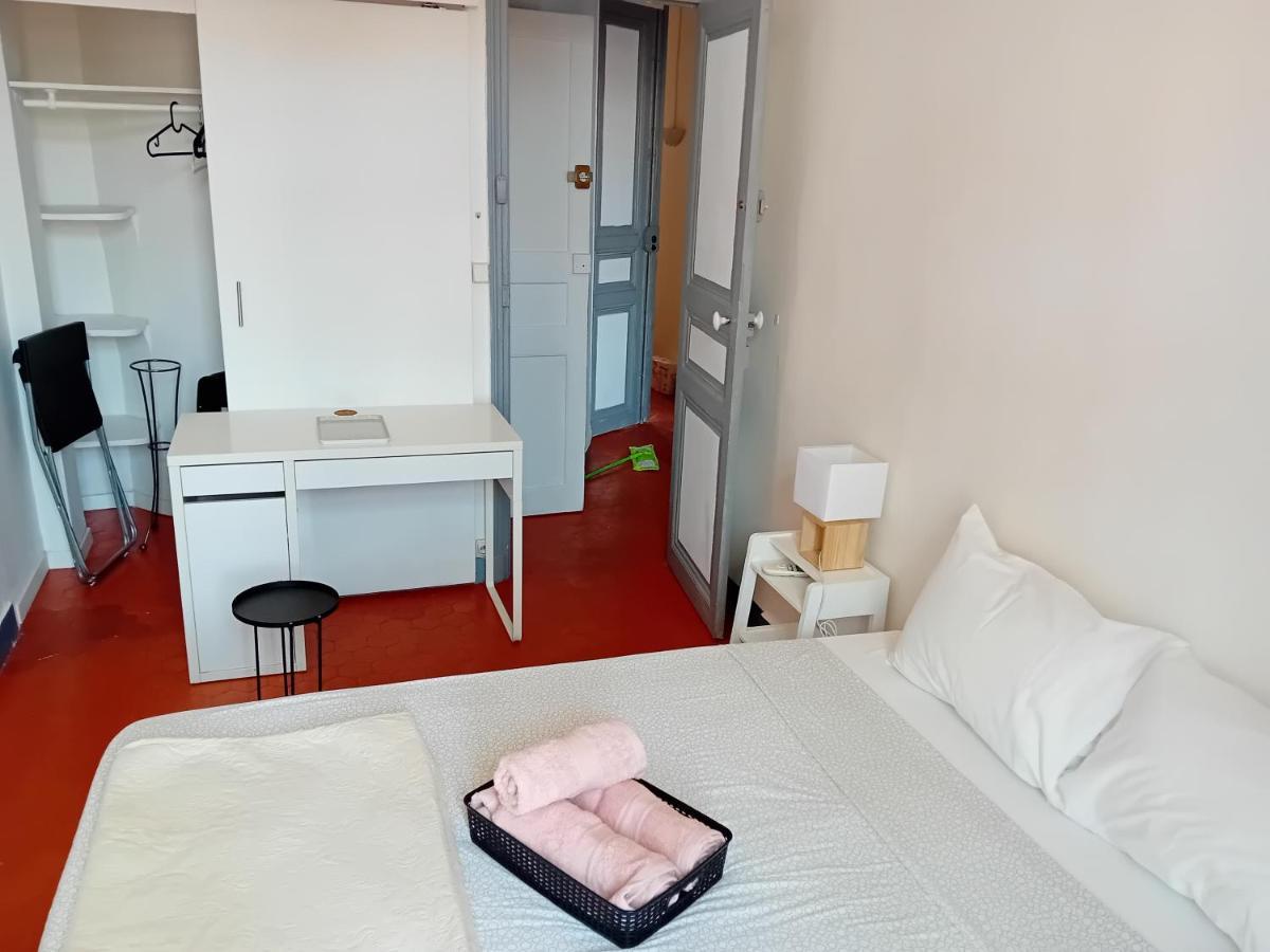 Quartier Des Createurs "La Plaine Cours Julien" Chambre Privee Dans Appartement Menage Frequent Des Parties Commune Marsilia Exterior foto